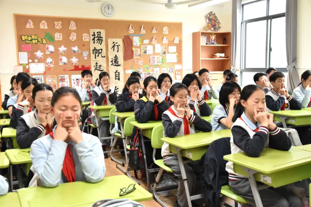 护航孩子们的“睛”彩未来——徐汇区积极开展青少年近视防控工作