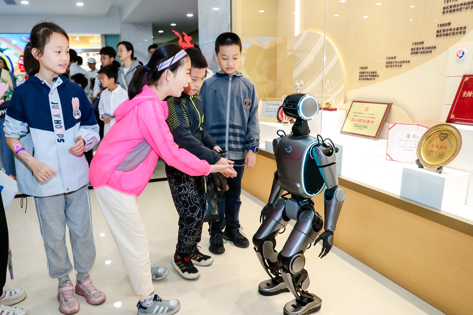 “六一嗨翻天”徐汇区青少年五育嘉年华