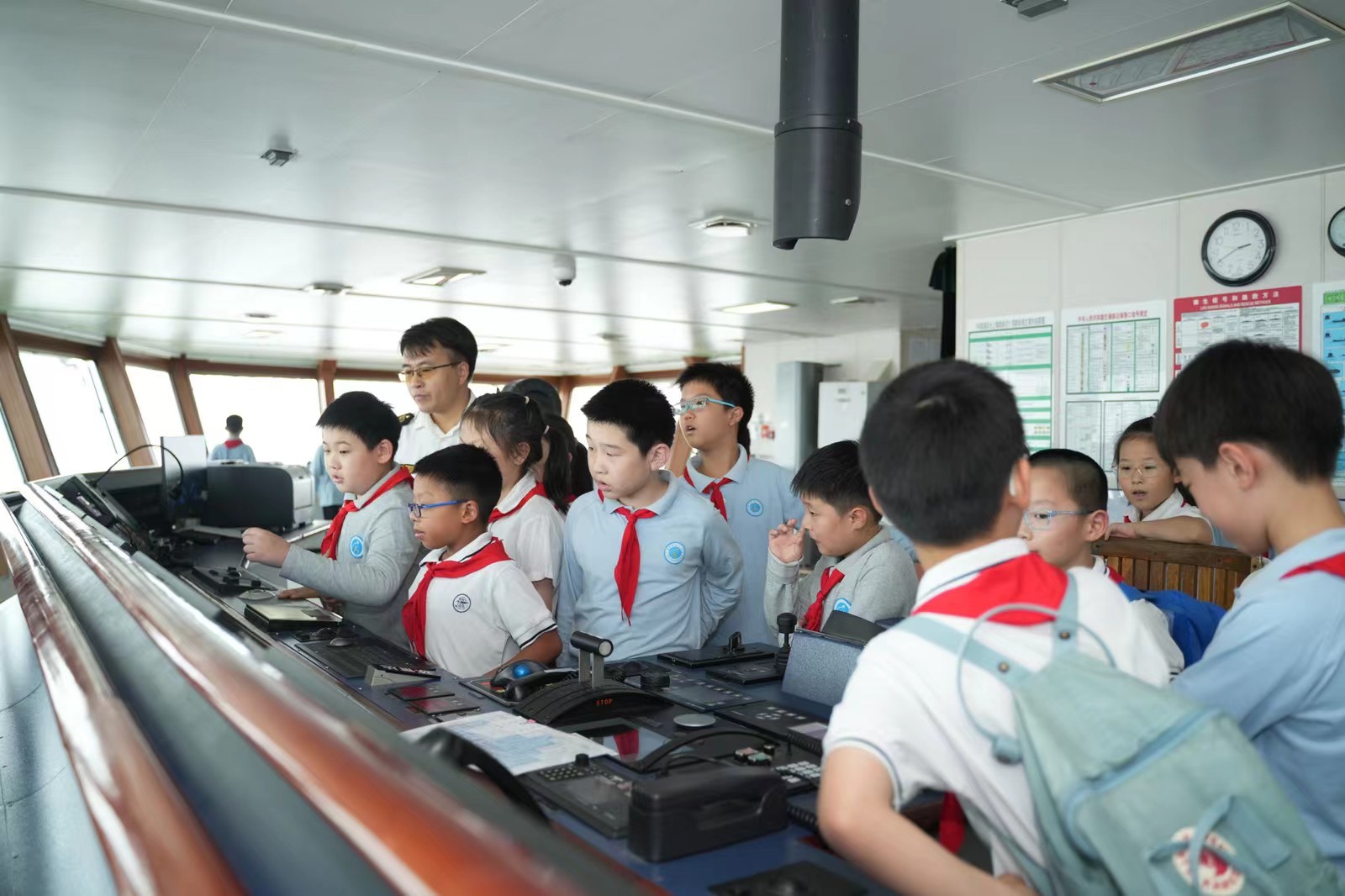2024学年徐汇区青少年极地科考系列活动启动