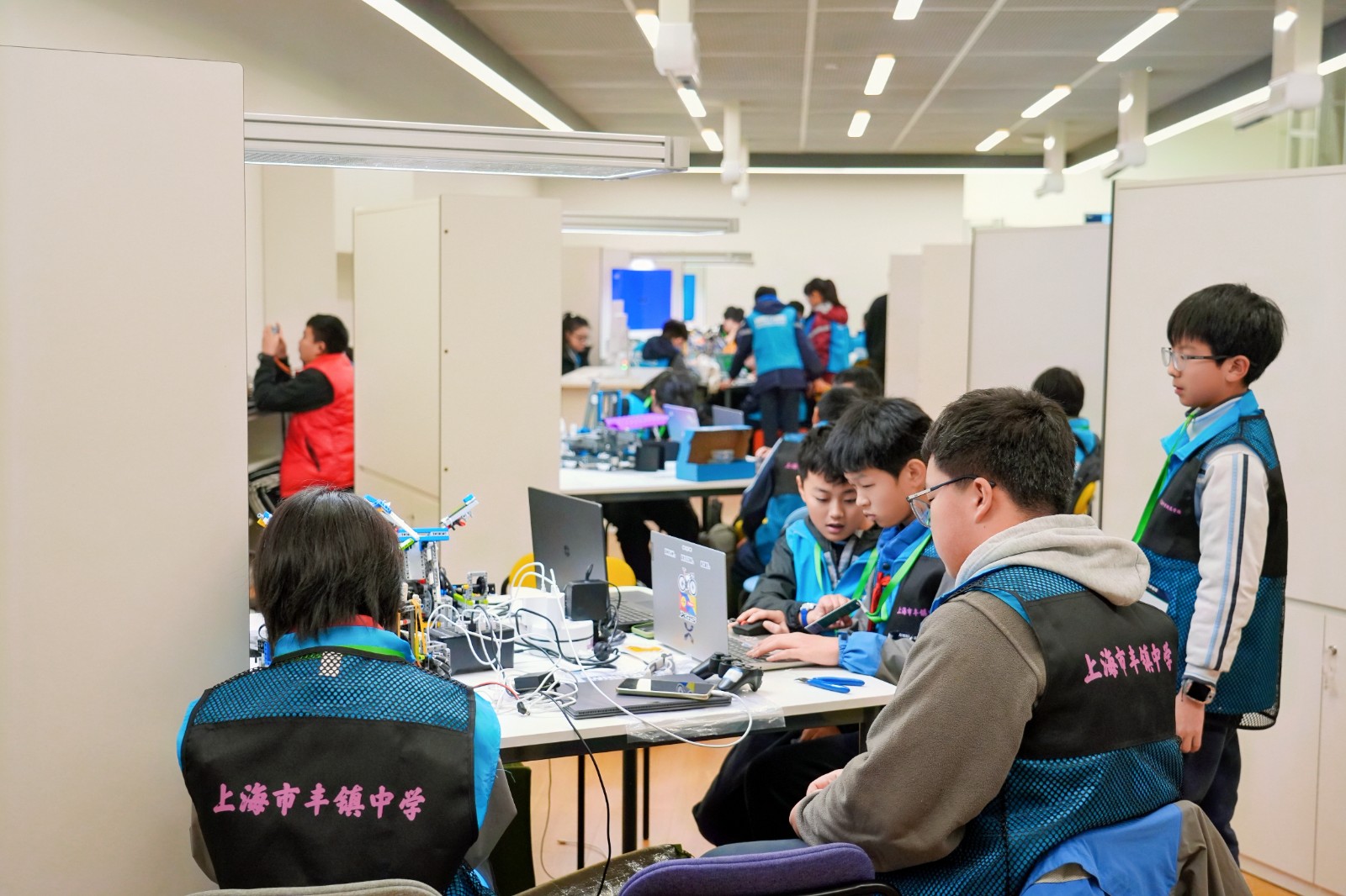 2025年世界机器人大赛上海城市选拔赛