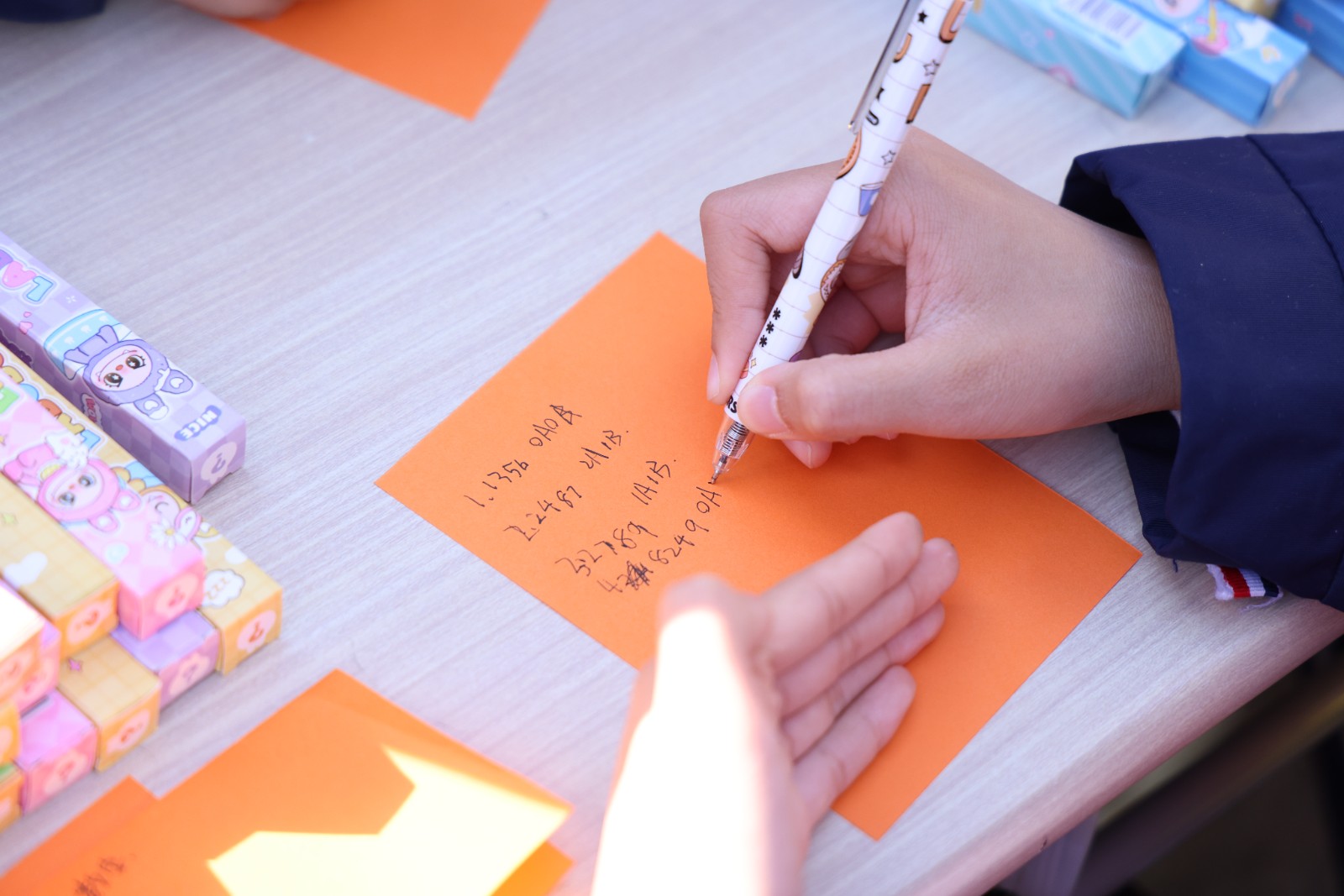 暖心相聚，润泽成长 ——2025徐汇区学生心理嘉年华游园活动圆满举行