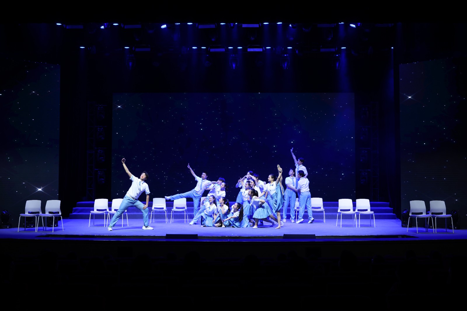 汇少年之光 向未来之美——徐汇区学生迎新艺术展演