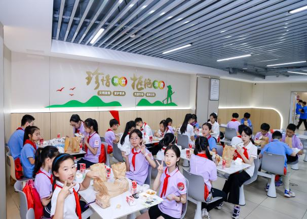 领巾逐夏寻红迹 同心共赴成长路——2026年三区红领巾动感夏令营活动顺利开展